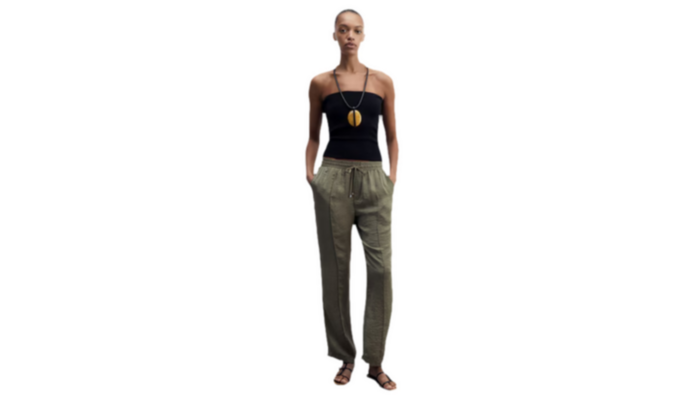 Pantalón fluido elegante