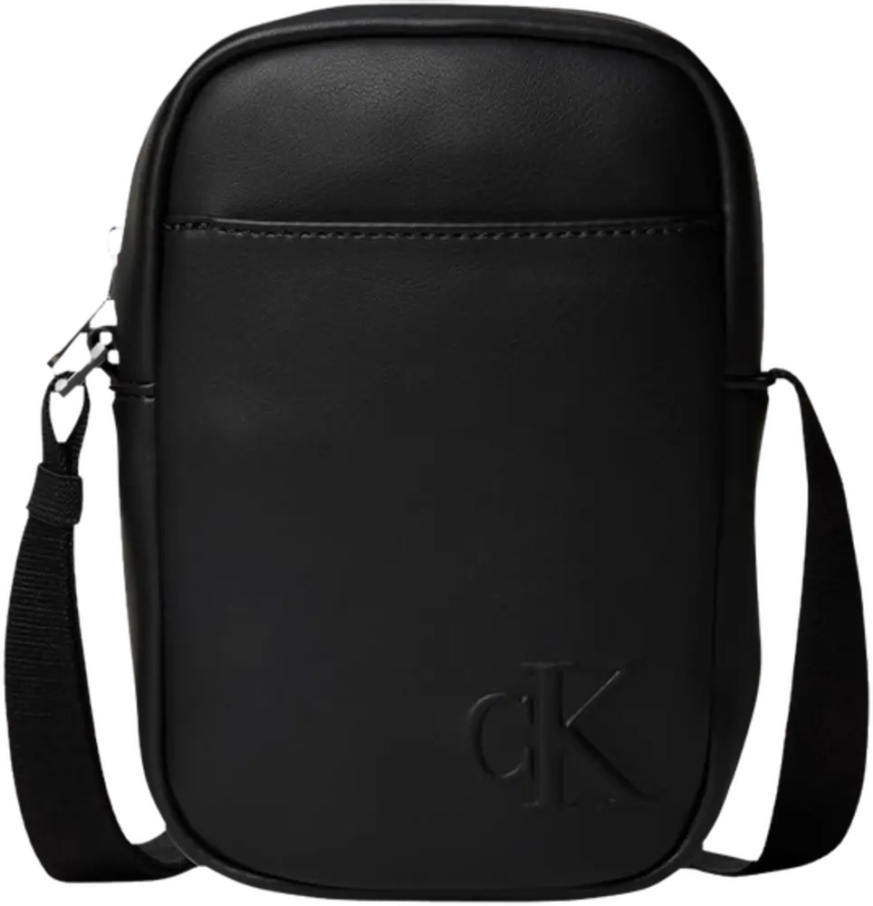 Calvin Klein Bold Ck Reporter