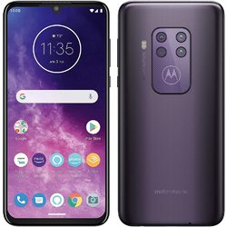 Motorola One Zoom